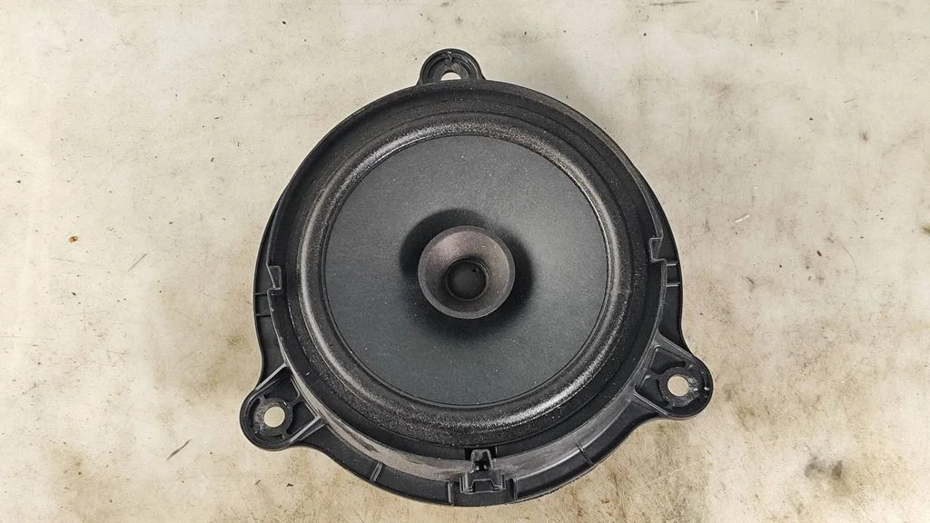 Rear door speaker 281566RA0A