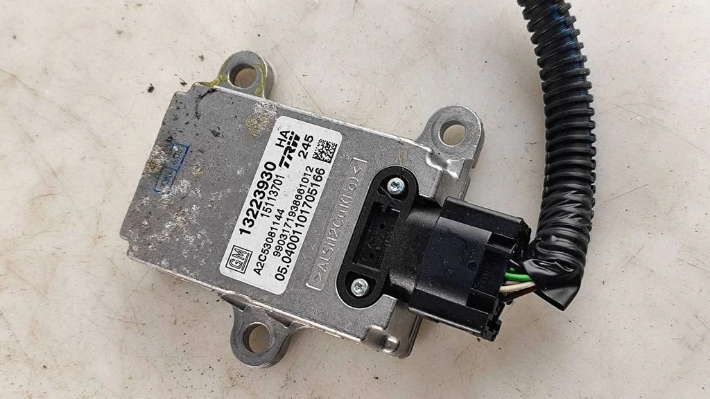 ESP acceleration yaw rate sensor 13223930