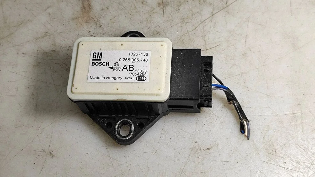 ESP acceleration yaw rate sensor 13267138