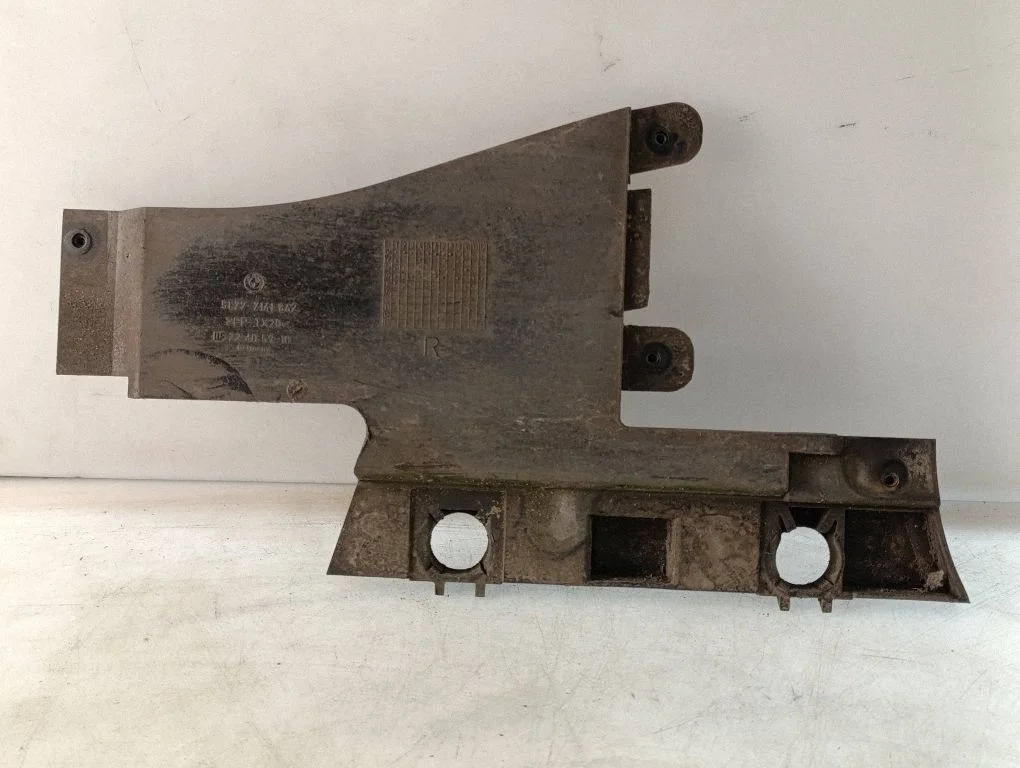Tagavedrustuse põhjakaitse – BMW 1-seeria E81 E87 (2004-2011)