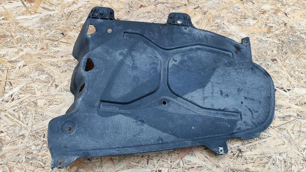 Tagavedrustuse põhjakaitse – Skoda Octavia Mk3 (5E) (2013-2019)