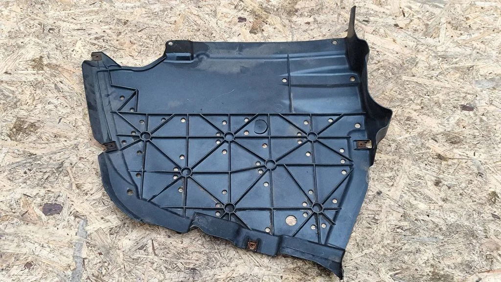 Tagavedrustuse põhjakaitse – BMW 3-seeria E90 E91 (2005-2012)