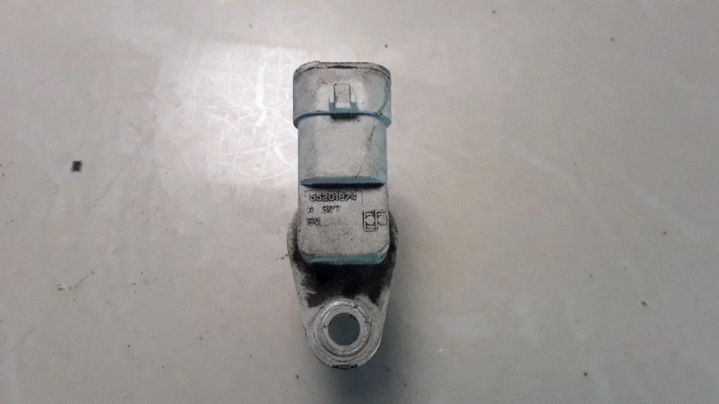 Crankshaft position sensor – Opel Corsa D (2006-2014)