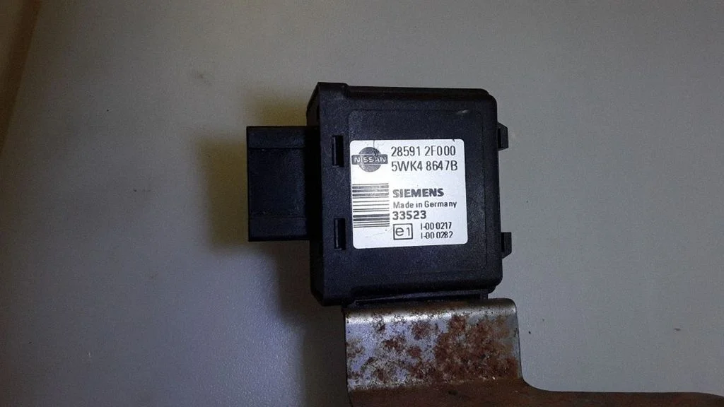 Immobilaiseri juhtplokk 285912F000