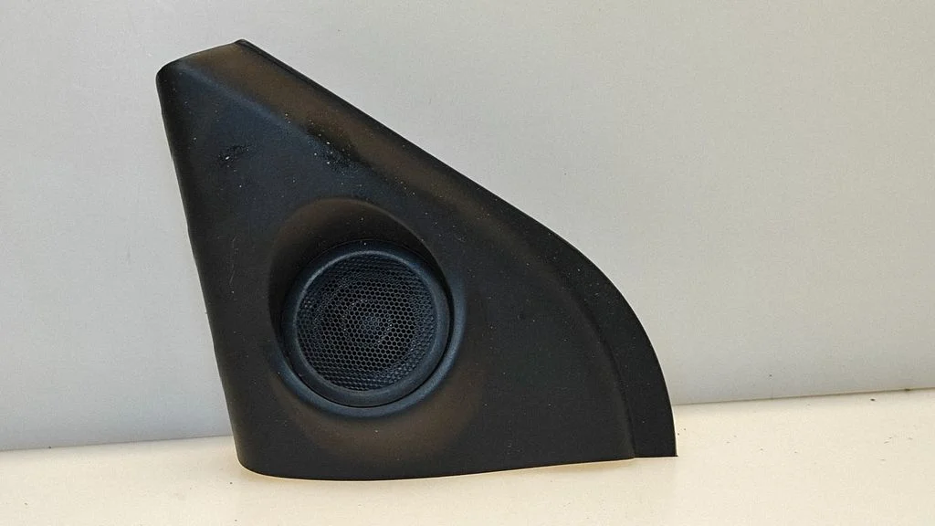 Front door high frequency speaker 7S7120297A