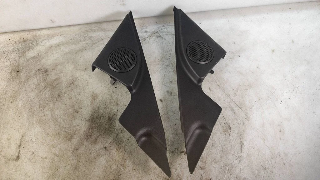 Front door high frequency speaker GS1D66960