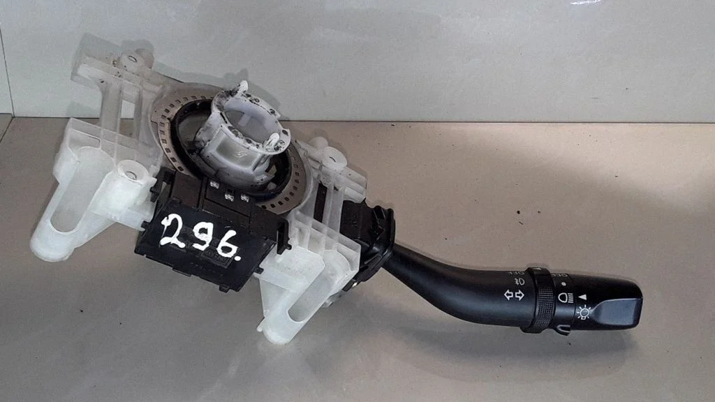 Indicator stalk 17D254