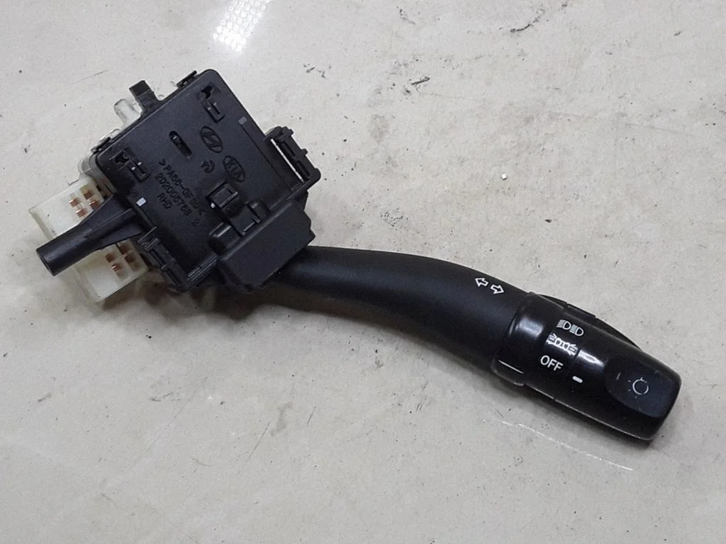 Indicator stalk – Hyundai Santa Fe (2006-2012)