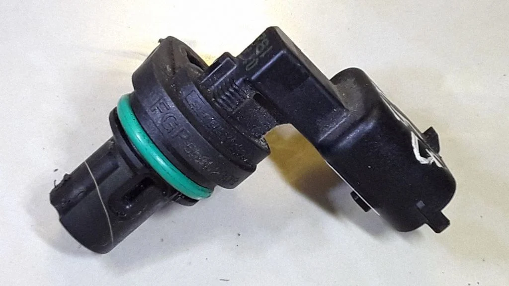 Camshaft position sensor 55352609