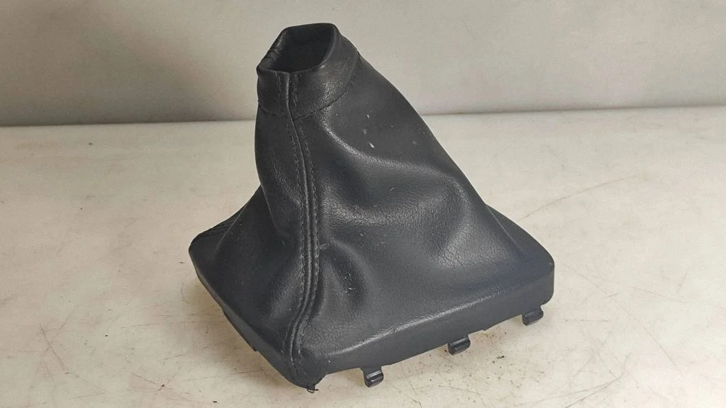 Gear lever shifter trim leather/knob