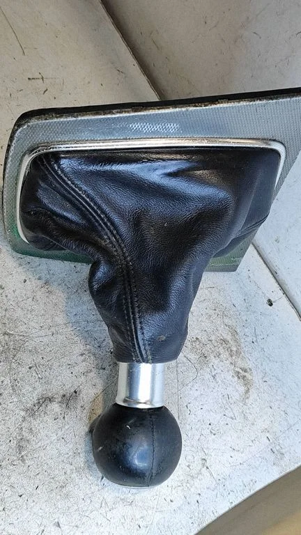 Gear lever shifter trim leather/knob 8E0864261S