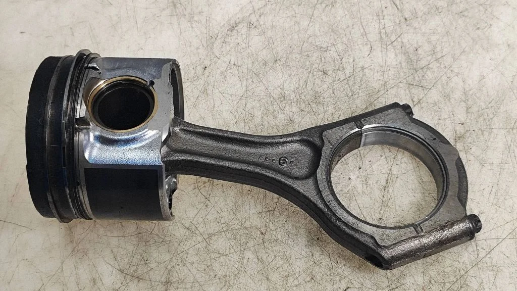 Kolb koos kepsuga – Subaru Legacy (2010-2016)