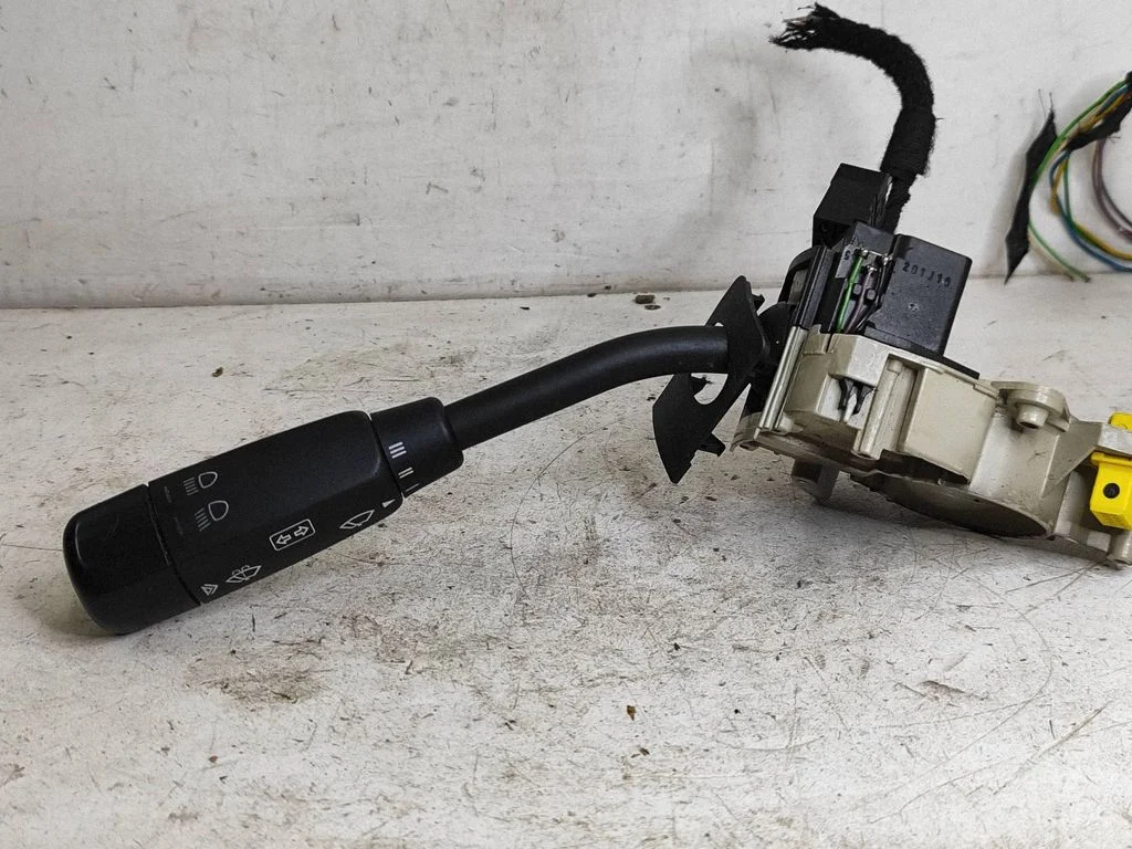 Wiper control stalk – Mercedes-Benz C-Class W203 (2000-2007)