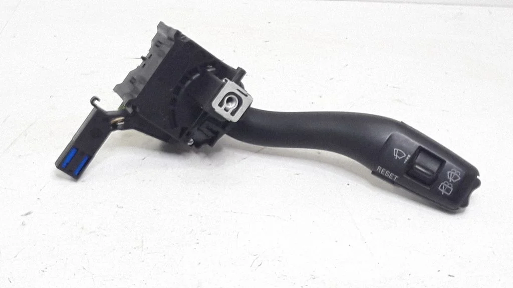 Wiper control stalk – Audi A3 S3 8P (2003-2012)