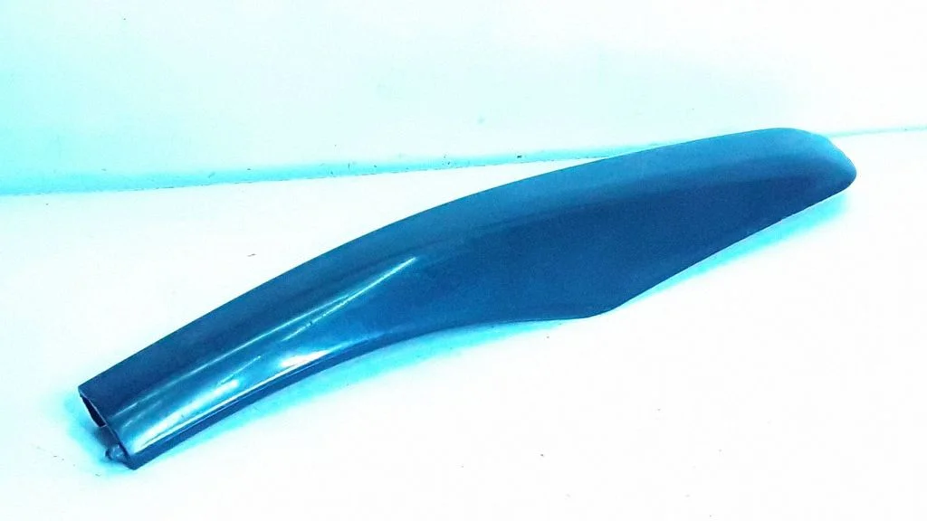 Roof bar rail – Toyota Matrix (E130) (2001-2008)