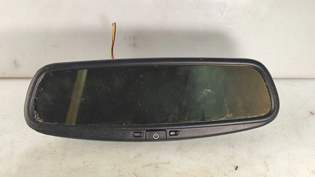 Rear view mirror (interior) – Toyota Avensis T250 (2003-2006)