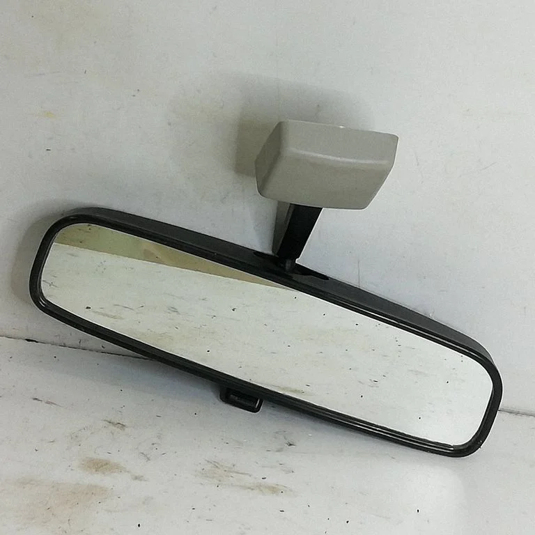 Rear view mirror (interior) – Toyota Avensis T250 (2003-2006)