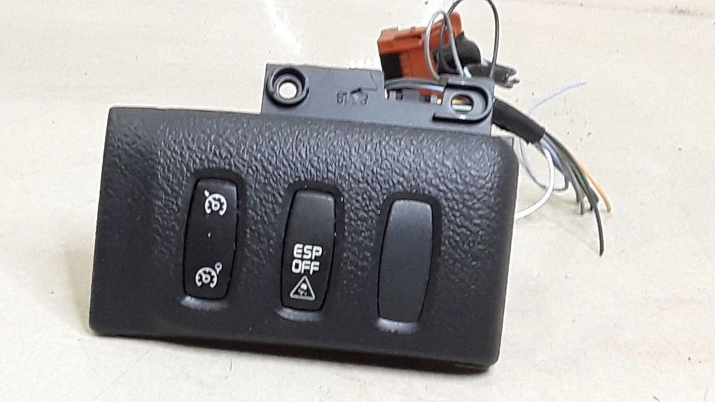 ESP (stability program) switch – Renault Laguna II (2001-2007)