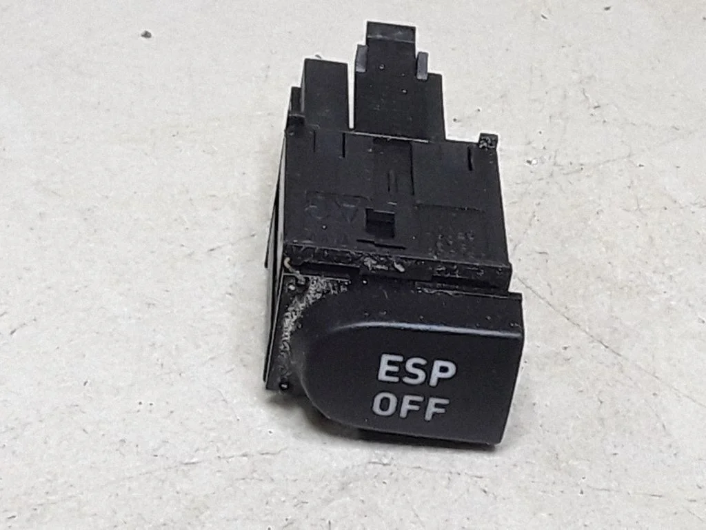 ESP (stability program) switch – Seat Altea XL (2004-2015)