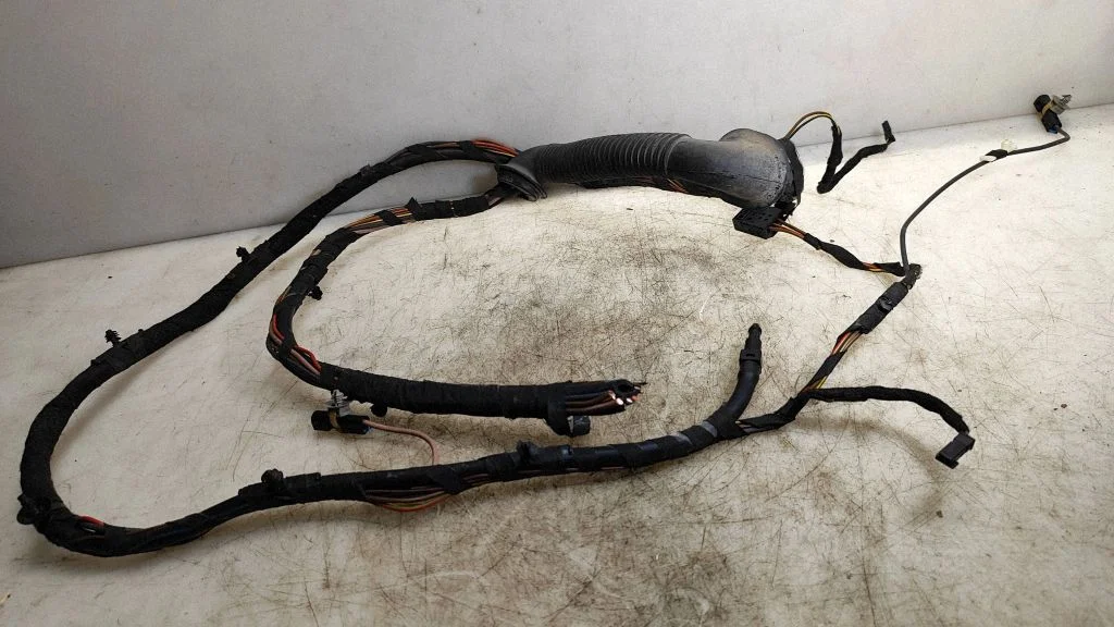 Pakiruumiluugi juhtmestik – Mini Cooper Countryman R60 (2011-2016)