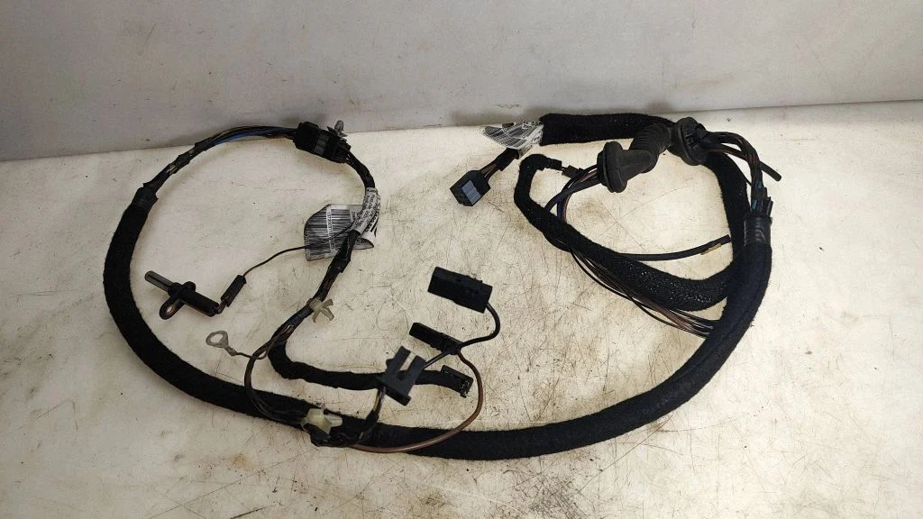 Pakiruumiluugi juhtmestik – Opel Corsa C (2000-2006)