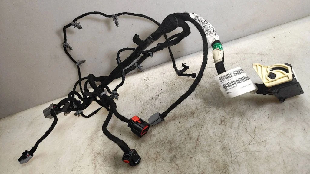 Other wiring loom P68207965AE
