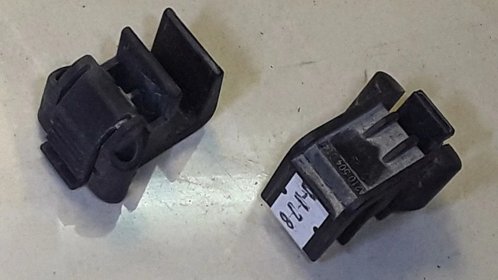 Radiator mount bracket – Mercedes-Benz A-Class W168 (1997-2004)