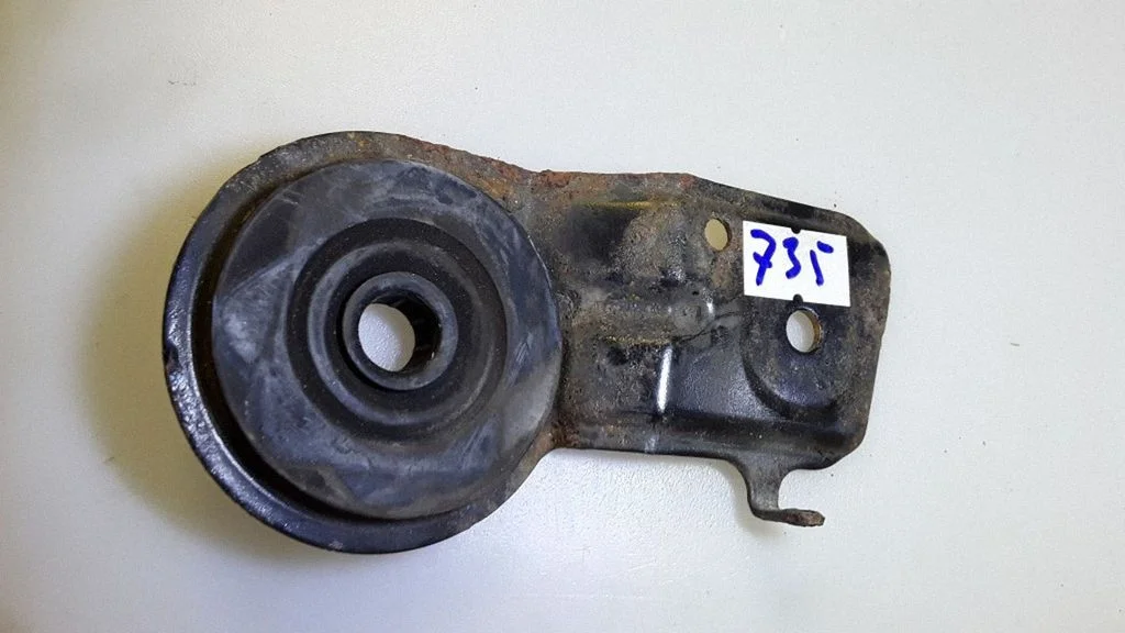 Radiator mount bracket – Nissan Primera (2002-2007)