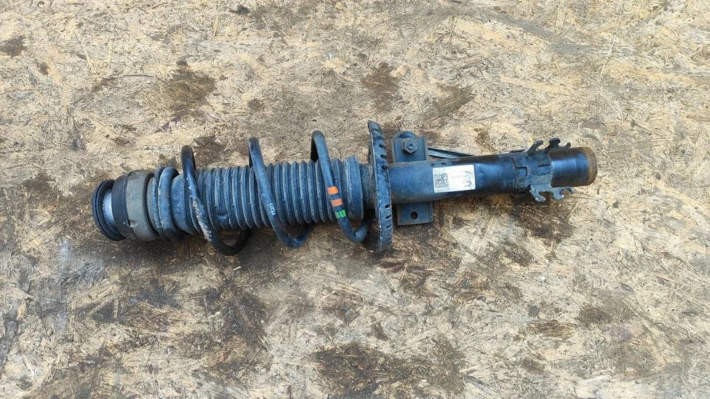 Front shock absorber with coil spring 6R0413031AP – Audi A1 (2010-2018)
