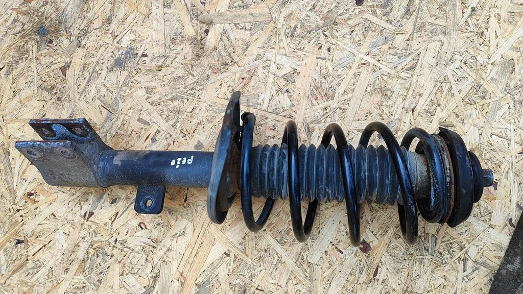 Front shock absorber with coil spring 9636263880 – Peugeot 308 (2007-2013)