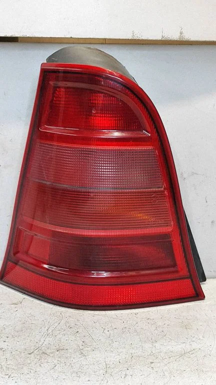 Pokrywa oprawki lampy tylnej – Mercedes-Benz Klasa A W168 (1997-2004)