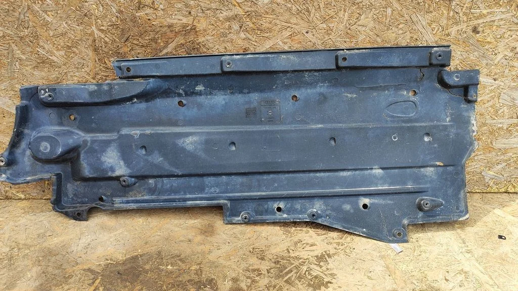Side bottom protection 4F0825208