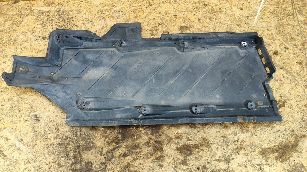 Side bottom protection 6R0825201