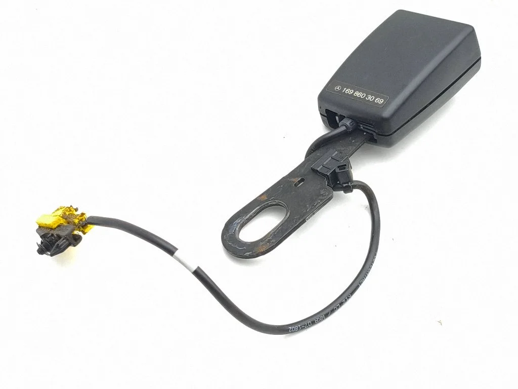 Rear seatbelt buckle – Mercedes-Benz A-Class W169 (2004-2012)