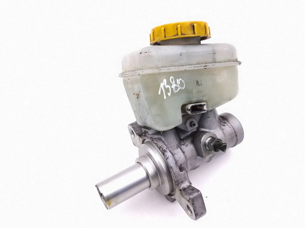 Master brake cylinder CA020