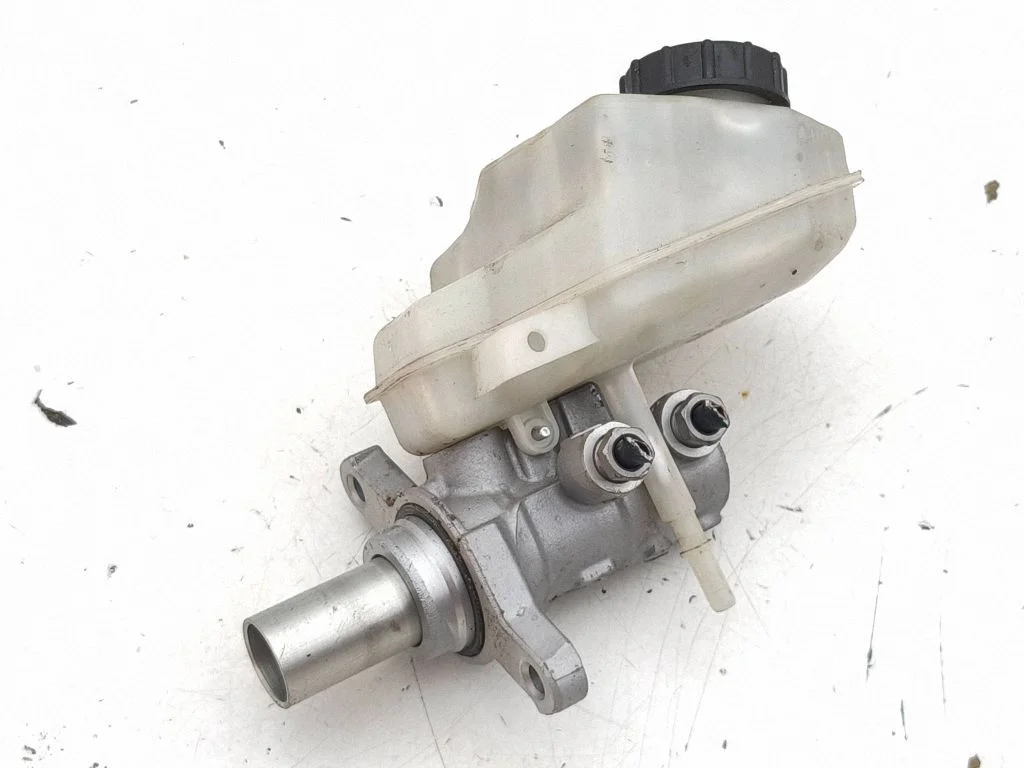Master brake cylinder A426K