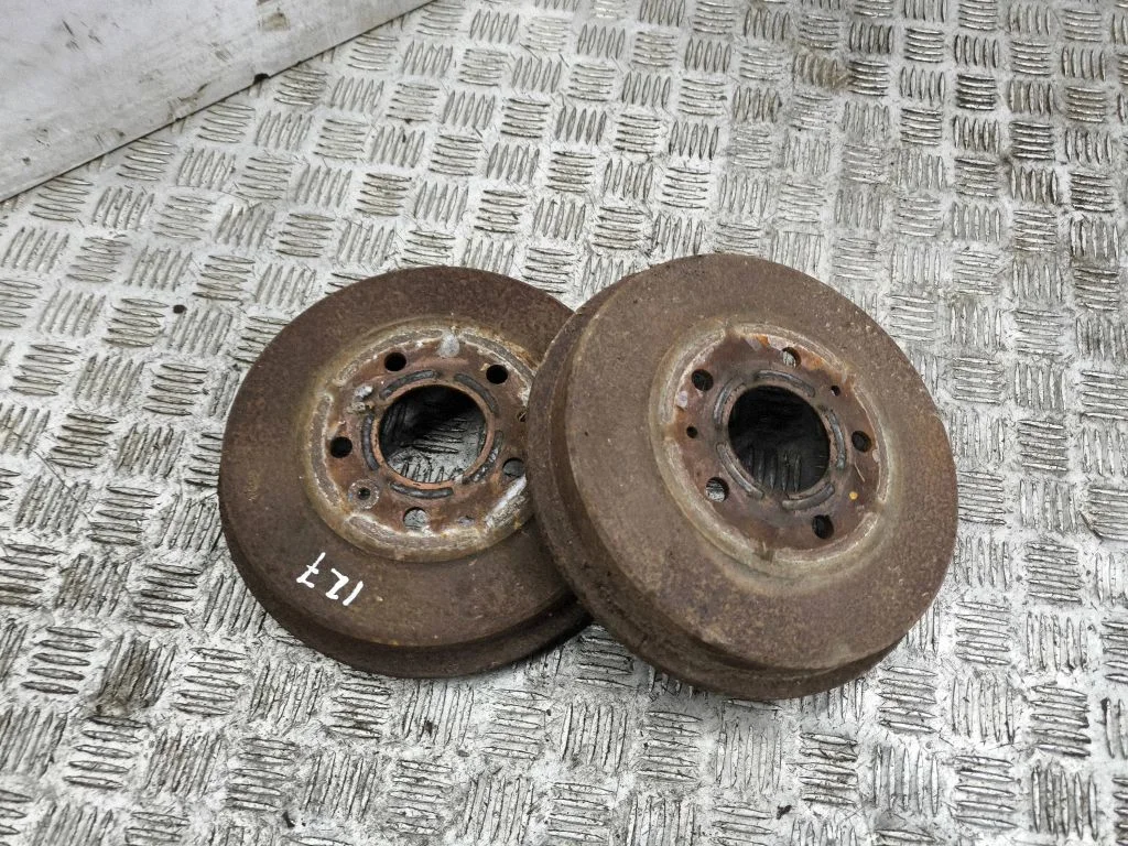 Piduritrummel (tagumine) – Ford Focus (2010-2017)