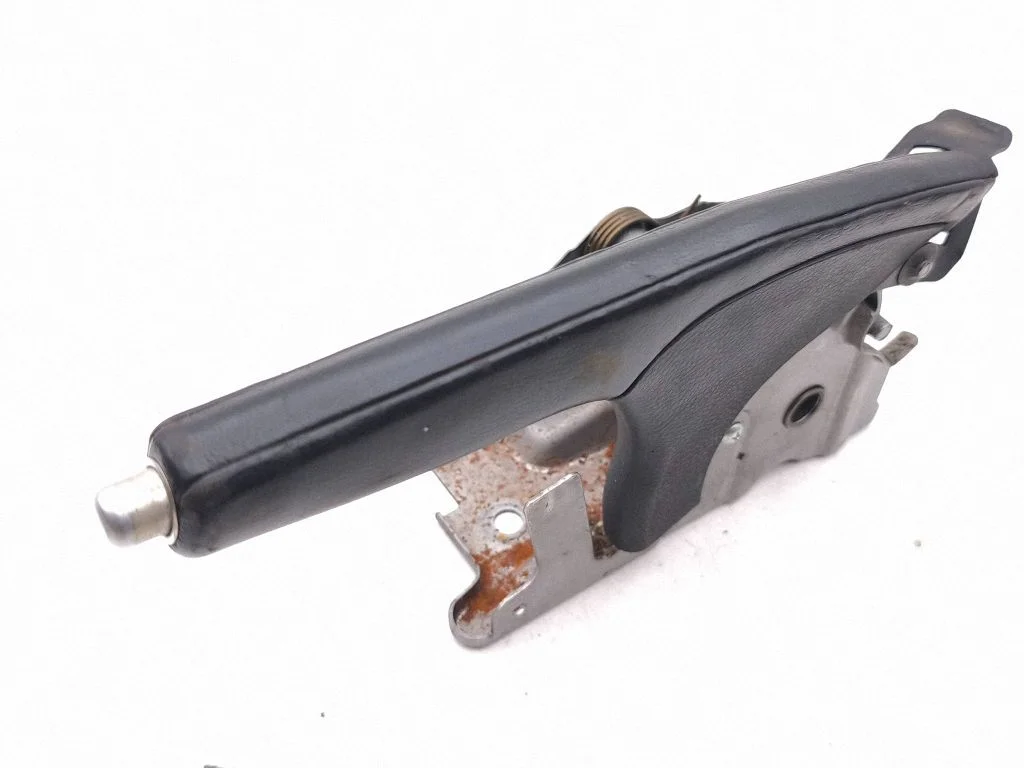 Handbrake/parking brake lever assembly
