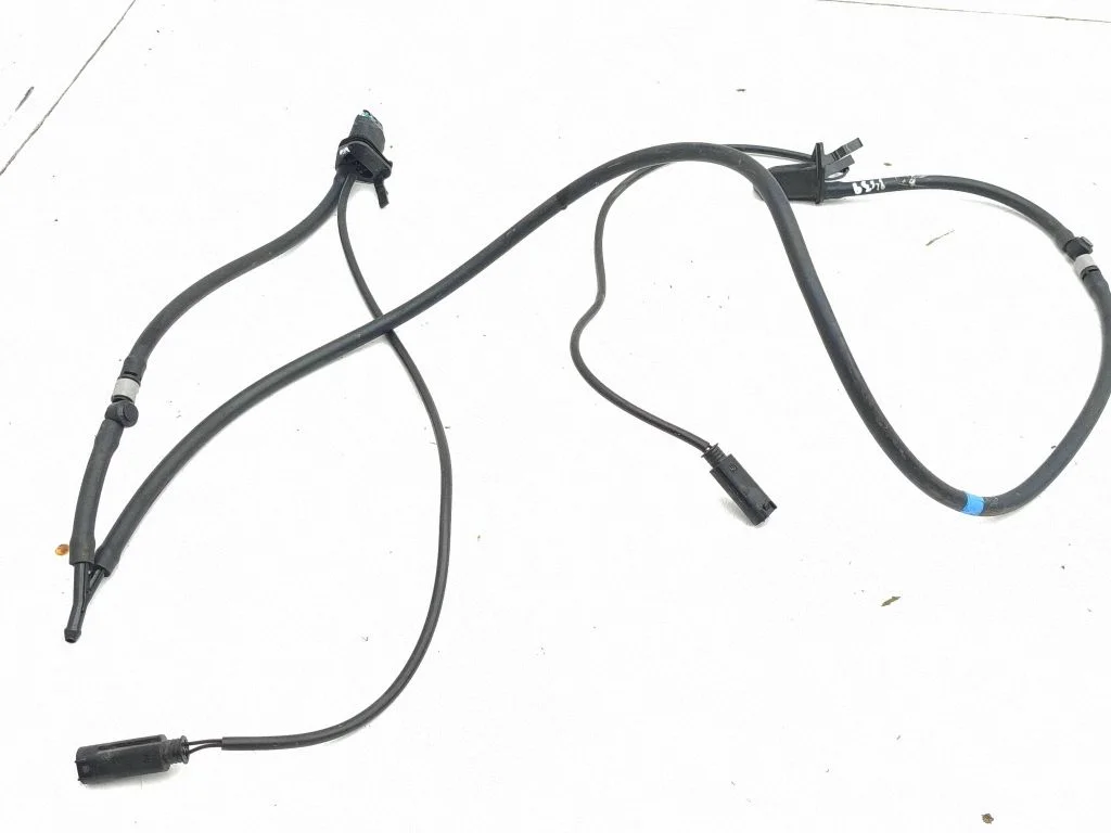 Windshield washer spray nozzle