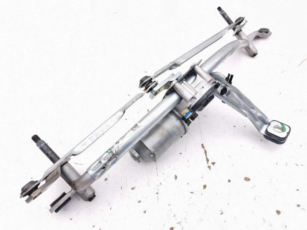 Front wiper linkage and motor – BMW X2 U10 (2023-)
