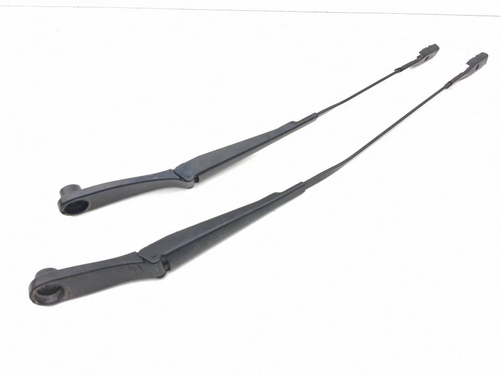 Windshield/front glass wiper blade 4K2955407