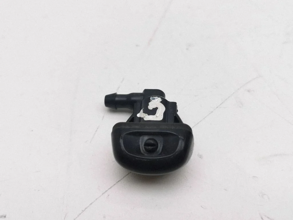 Rear window washer spray nozzle – Toyota C-HR I (2016-2023)