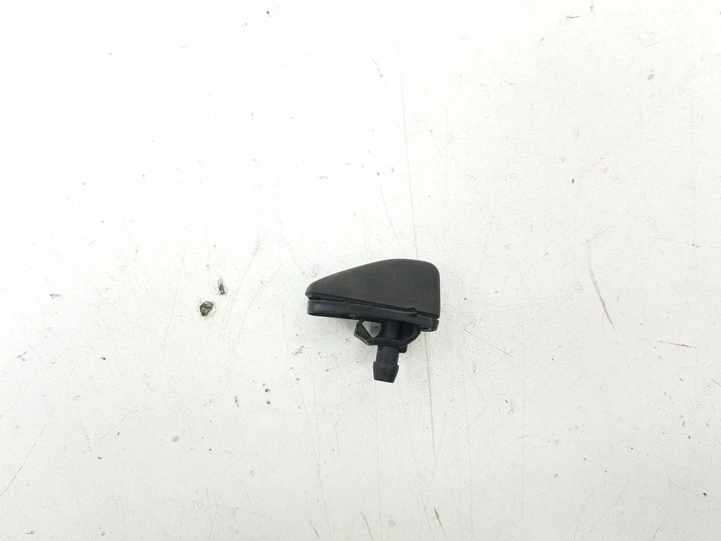Rear window washer spray nozzle – Ford Scorpio (1985-1991)