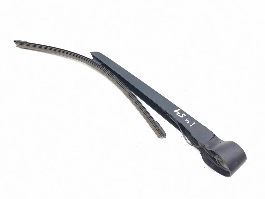 Rear wiper blade arm CH2074