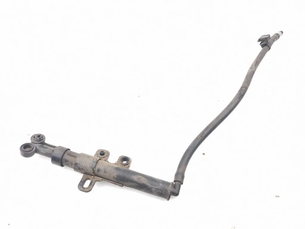 Headlight washer spray nozzle 1047286