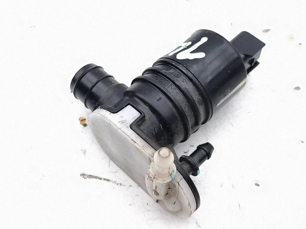 Windscreen/windshield washer pump M1PB17K624AA