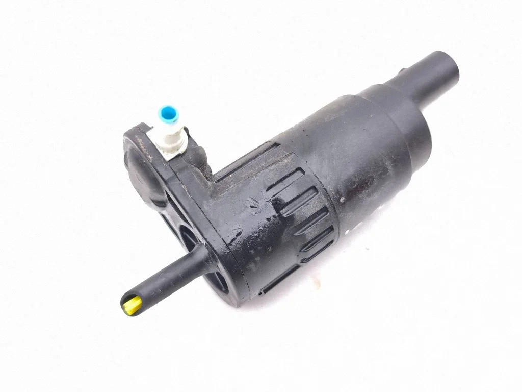 Windscreen/windshield washer pump 5A04D89