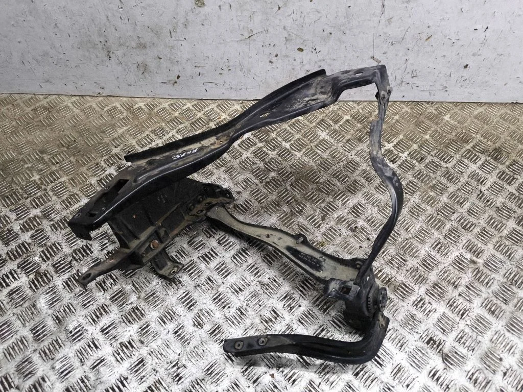 Headlight/headlamp mounting bracket PP212620021