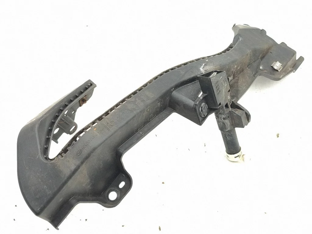 Headlight/headlamp mounting bracket 57707CA010