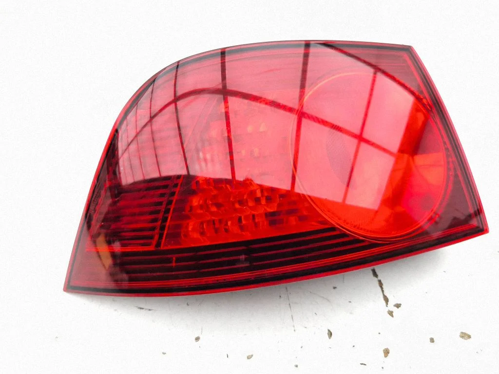 Rear/tail lights 3D0945095F
